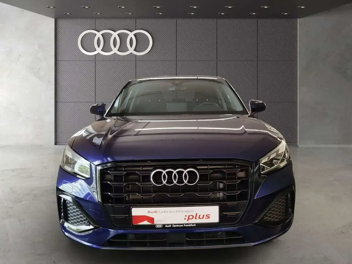 Gebraucht Audi Q2 Advanced Plus 150 PS (110 kW) 2025 Navarrablau metallic SUV