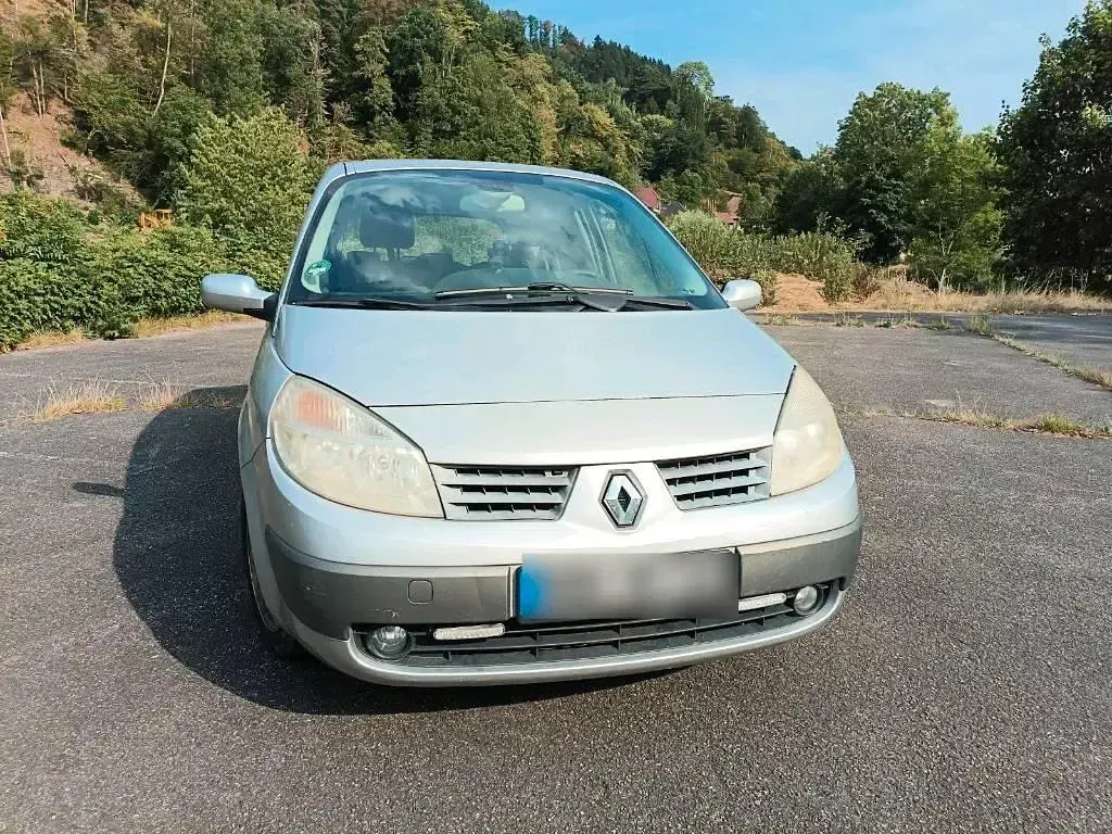Gebraucht Renault Mégane GrandTour 113 PS (83 kW) 2005 Silber Kombi