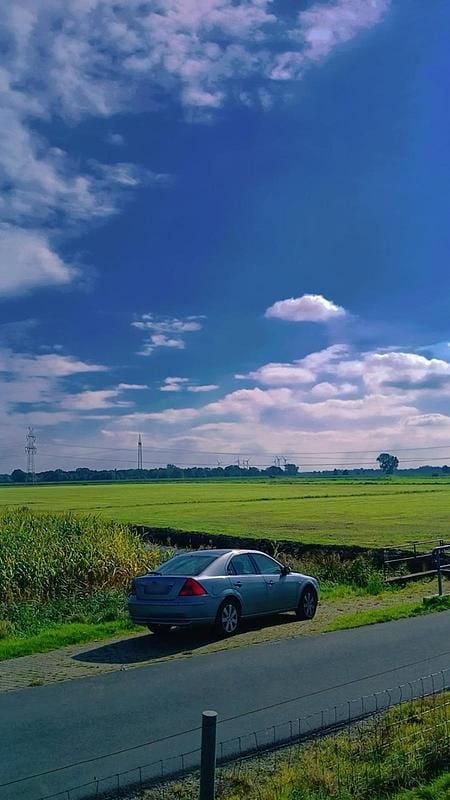 Gebraucht Ford Mondeo Ghia 131 PS (96 kW) 2006 Silber Limousine