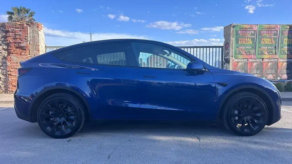 Gebraucht Tesla Model Y Long Range AWD 378 kW (514 PS) 2023 Blau SUV