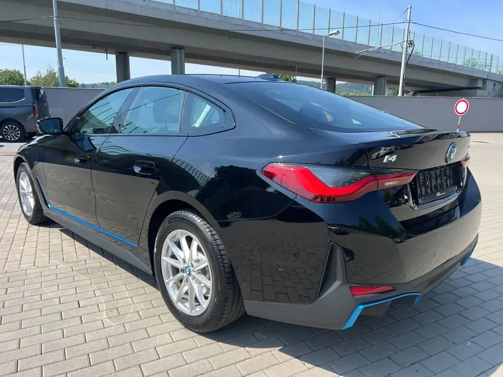 Gebraucht BMW i4 Sport Line 250 kW (340 PS) 2024 Schwarz Limousine