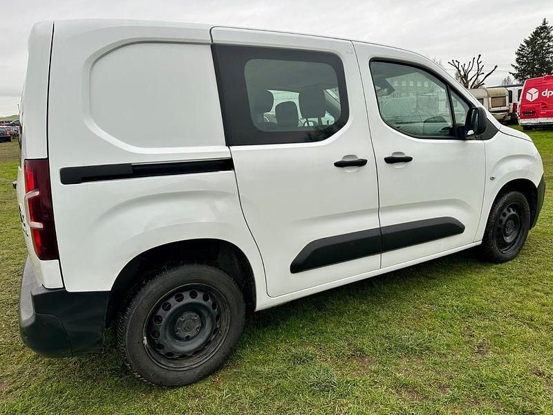 Gebraucht Citroën Berlingo 102 PS (75 kW) 2020 Weiß Van / Kleinbus