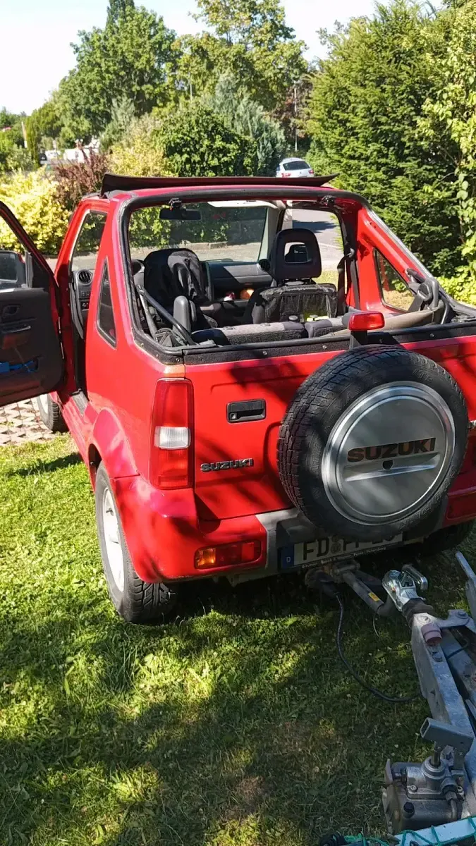 Gebraucht Suzuki Jimny 86 PS (63 kW) 2008 Rot SUV