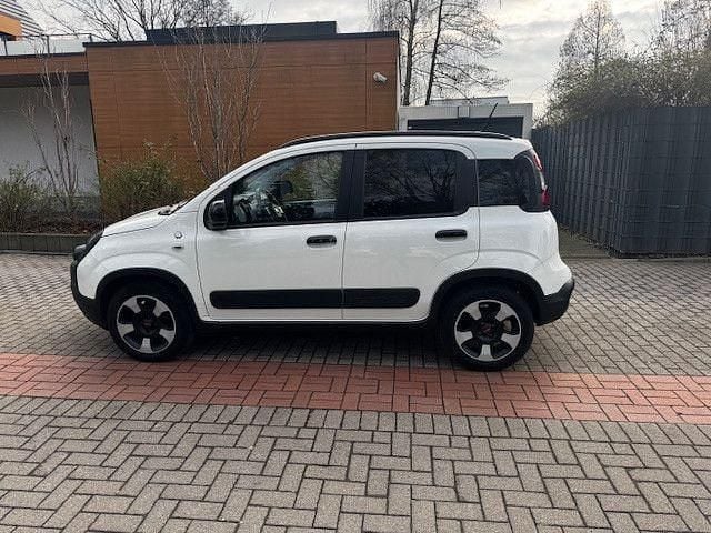 Weiß Gebraucht 2020 Fiat Panda Cross Cross Kleinwagen | 10.900 € (Guter Preis) - Bild 1/4