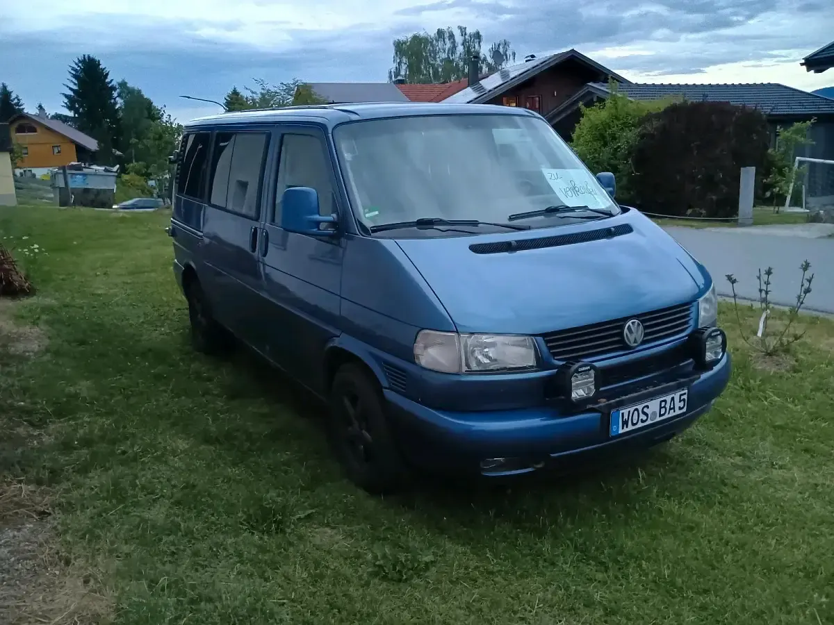 Gebraucht VW T4 110 PS (80 kW) 1996 Blau Van