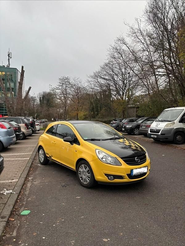 Gebraucht Opel Corsa 90 PS (66 kW) 2010 Kleinwagen