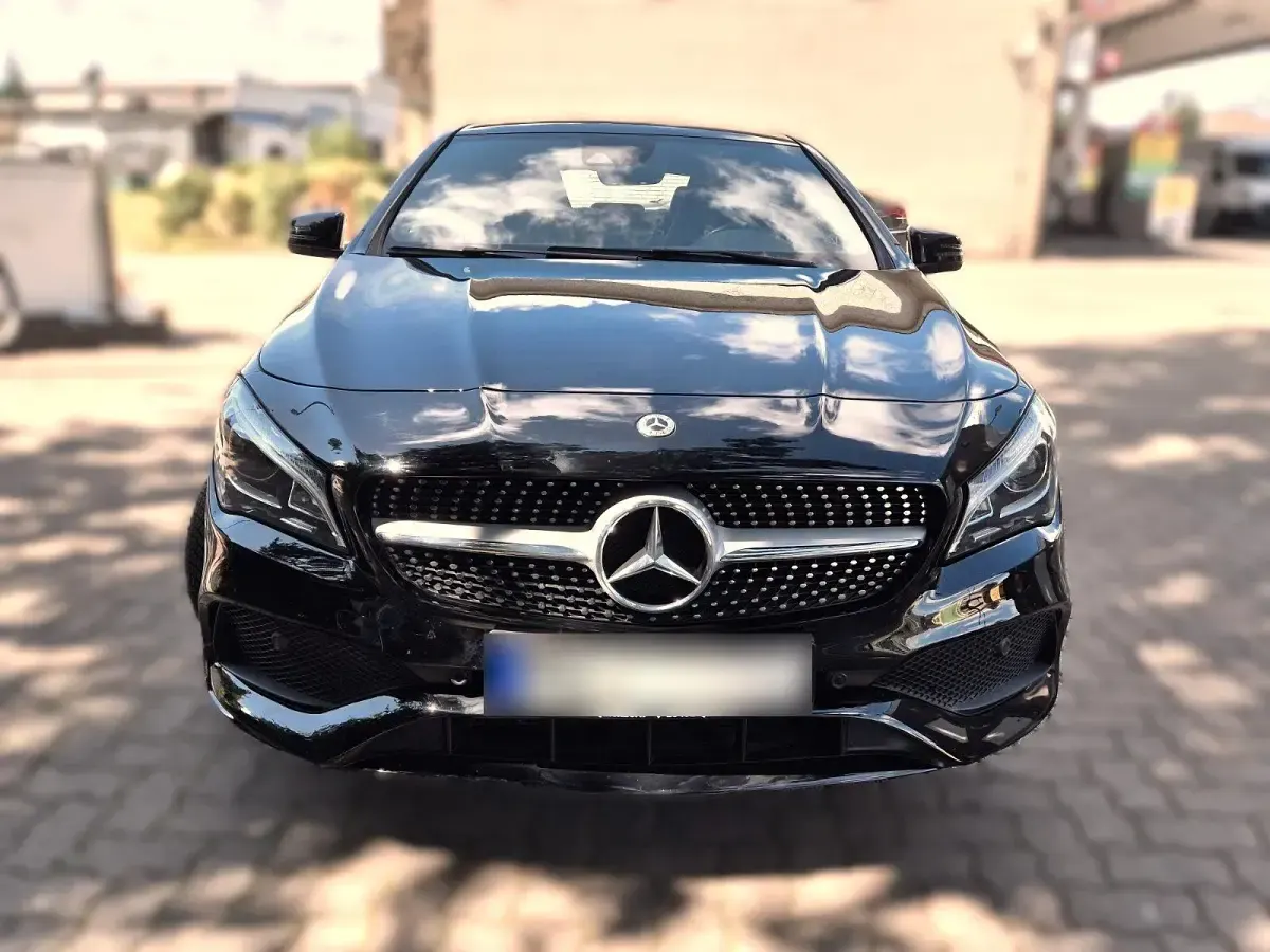 Gebraucht Mercedes CLA200 Edition 156 PS (114 kW) 2018 Schwarz Coupé