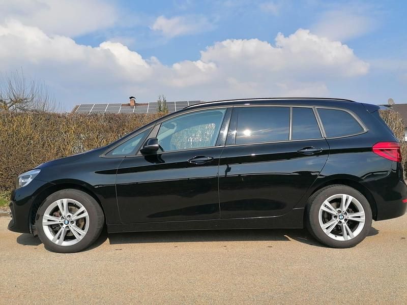 Gebraucht BMW 218 Advantage 140 PS (102 kW) 2019 Schwarz Kombi