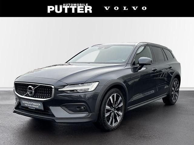 Grau Gebraucht 2019 Volvo V60 CC Pro Kombi | 29.890 € (Guter Preis) - Bild 1/4