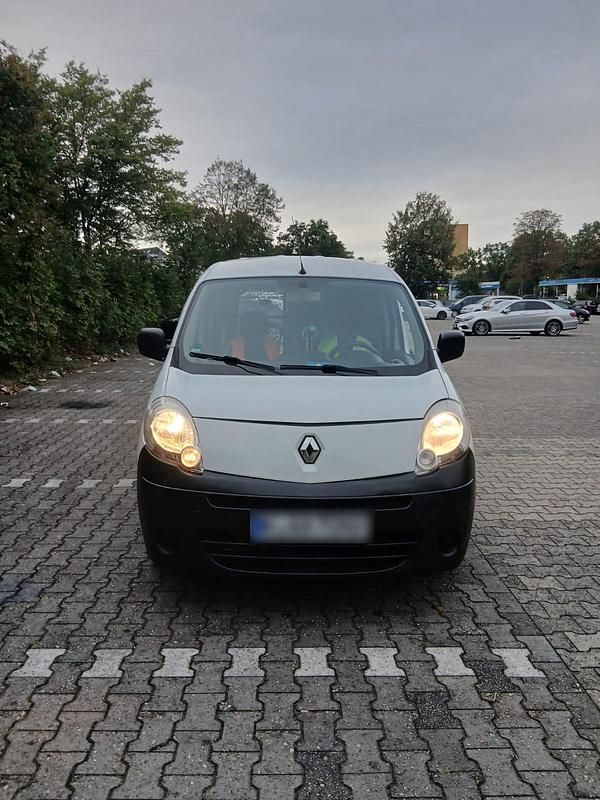 Weiß Gebraucht 2011 Renault Kangoo Van / Kleinbus | 1.700 € (Guter Preis) - Bild 1/4