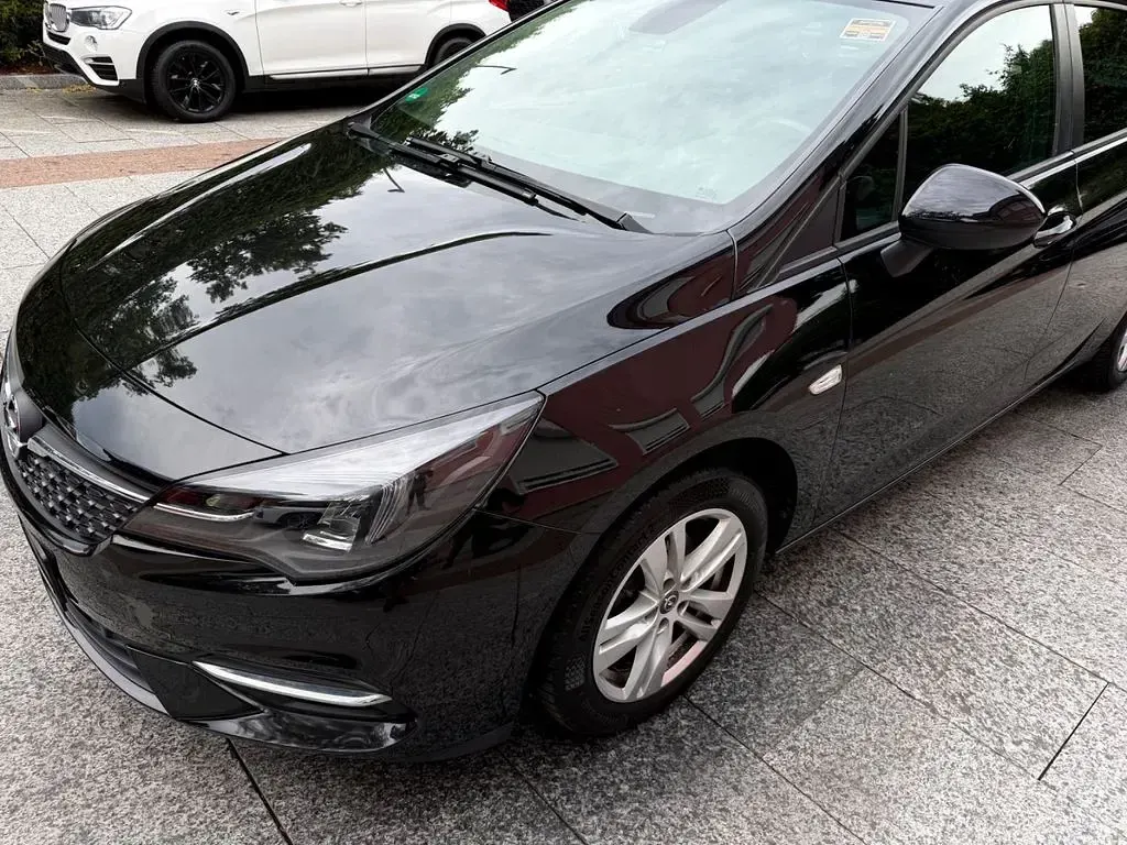 Gebraucht Opel Astra 131 PS (96 kW) 2021 Schwarz Kombi