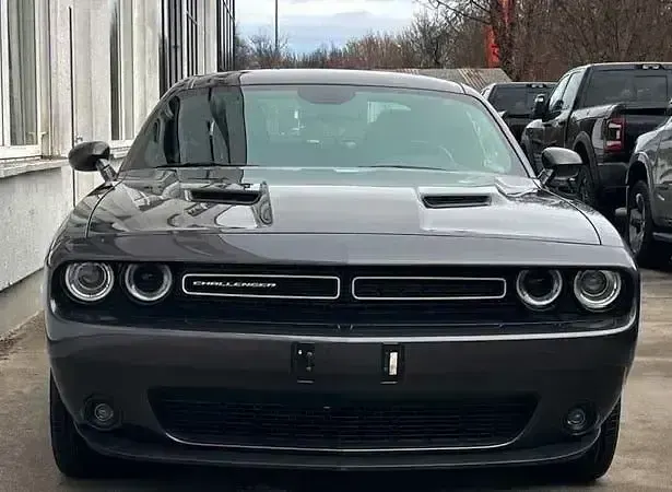 Używany Dodge Challenger SXT 594 KM (436 kW) 2022 Szary Coupe