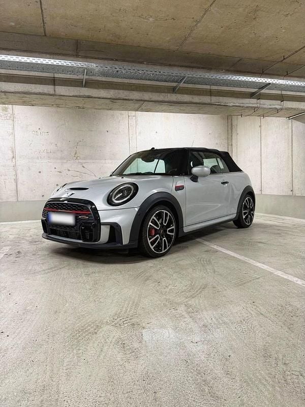 Gebraucht Mini John Cooper Works 231 PS (169 kW) 2022 Weiß Kleinwagen