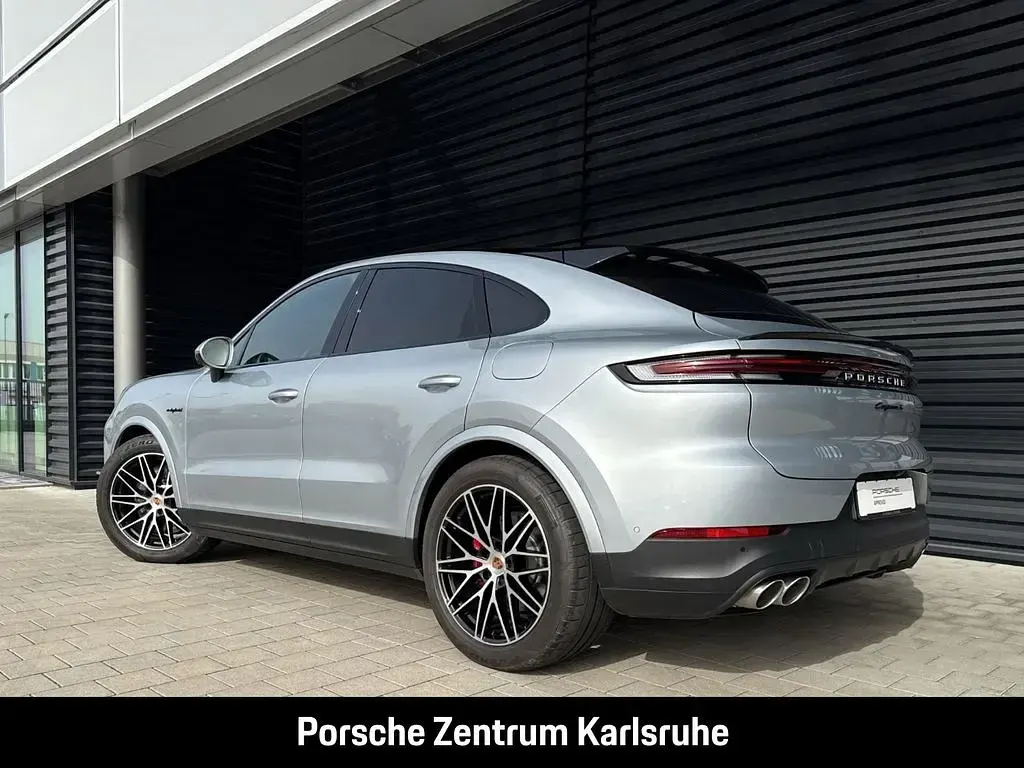 Gebraucht Porsche Cayenne S E-Hybrid Coupe 519 PS (381 kW) 2025 Dolomitsilbermetallic SUV