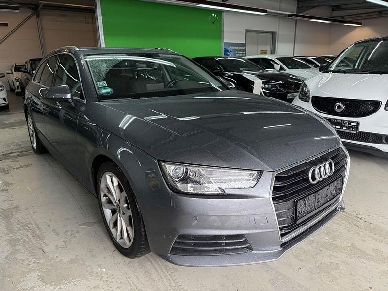 Grau Gebraucht 2017 Audi A4 Basis Kombi | 14.900 € (Fairer Preis) - Bild 1/4