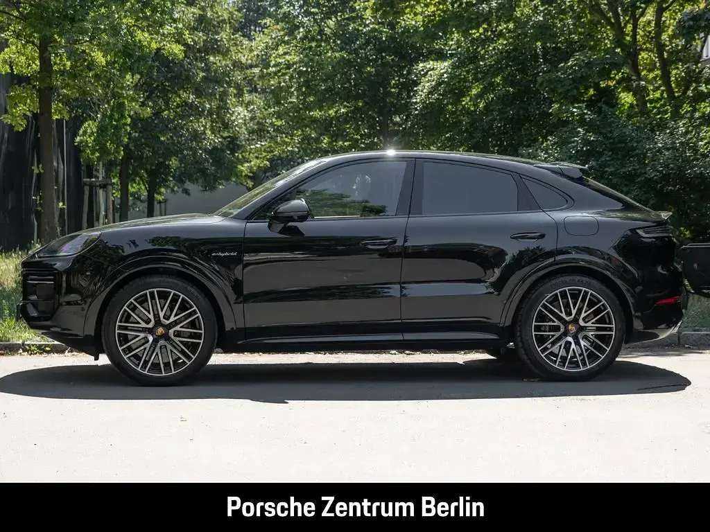 Gebraucht Porsche Cayenne Turbo E-Hybrid Coupe 740 PS (544 kW) 2024 Schwarz SUV