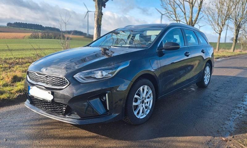Gebraucht Kia Ceed Sportswagon 141 PS (103 kW) 2020 Schwarz Kombi