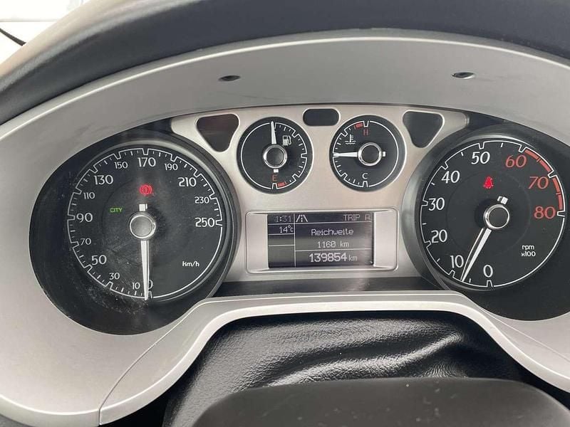 Gebraucht Lancia Delta 120 PS (88 kW) 2011 Schwarz Kleinwagen