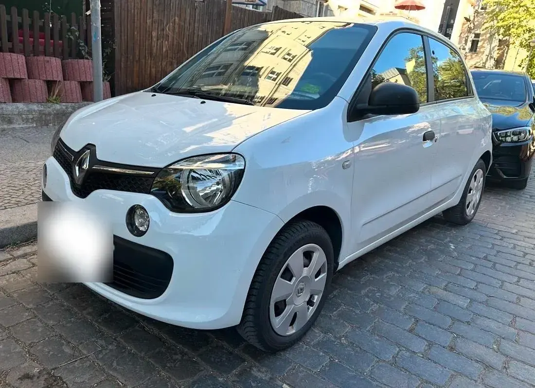 Second-hand Renault Twingo 71 CP (52 kW) 2016 Alb Hatchback