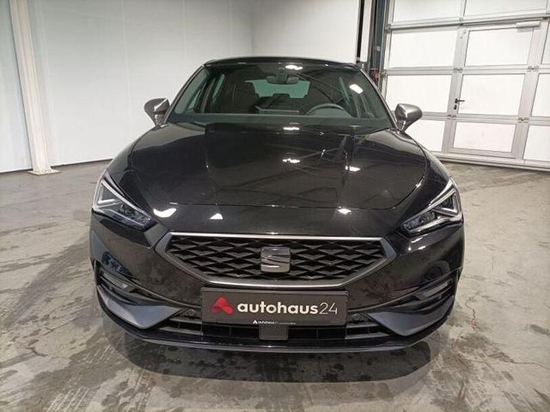 Gebraucht Seat Leon FR 131 PS (96 kW) 2023 Schwarz Limousine