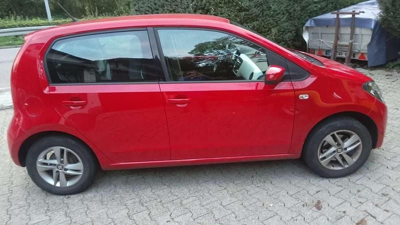Gebraucht Seat Mii Reference 75 PS (55 kW) 2015 Rot Kleinwagen