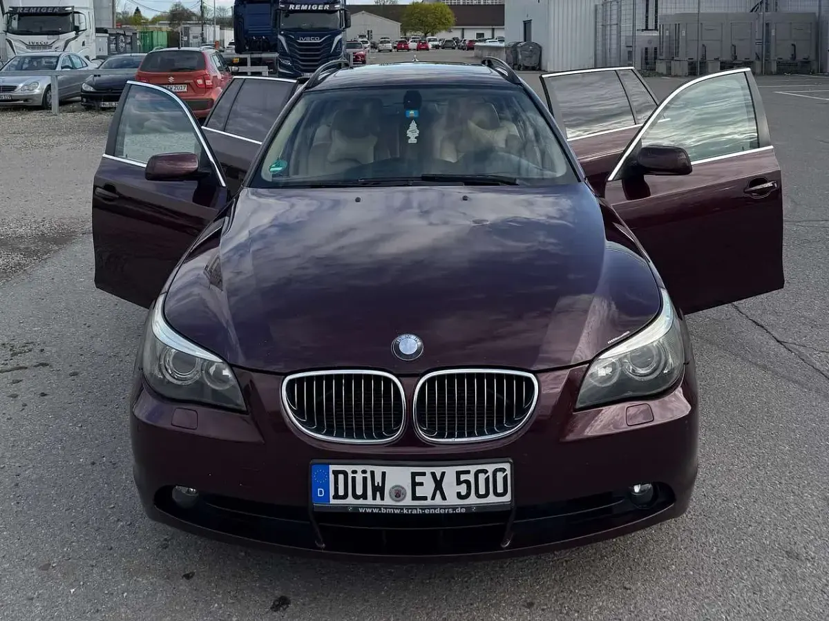 Używany BMW 530 231 KM (169 kW) 2006 Czerwony Kombi