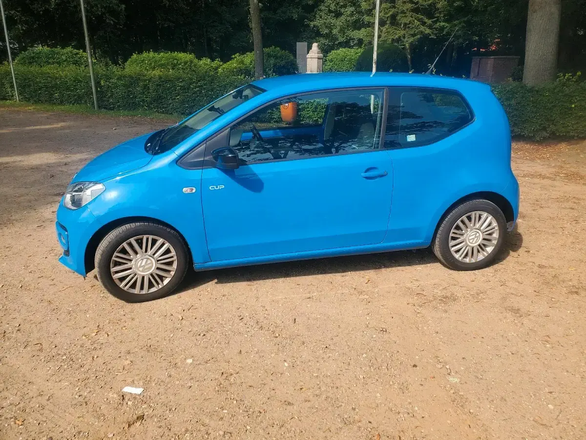 Gebraucht VW up! Cup 60 PS (44 kW) 2014 Blau Kleinwagen