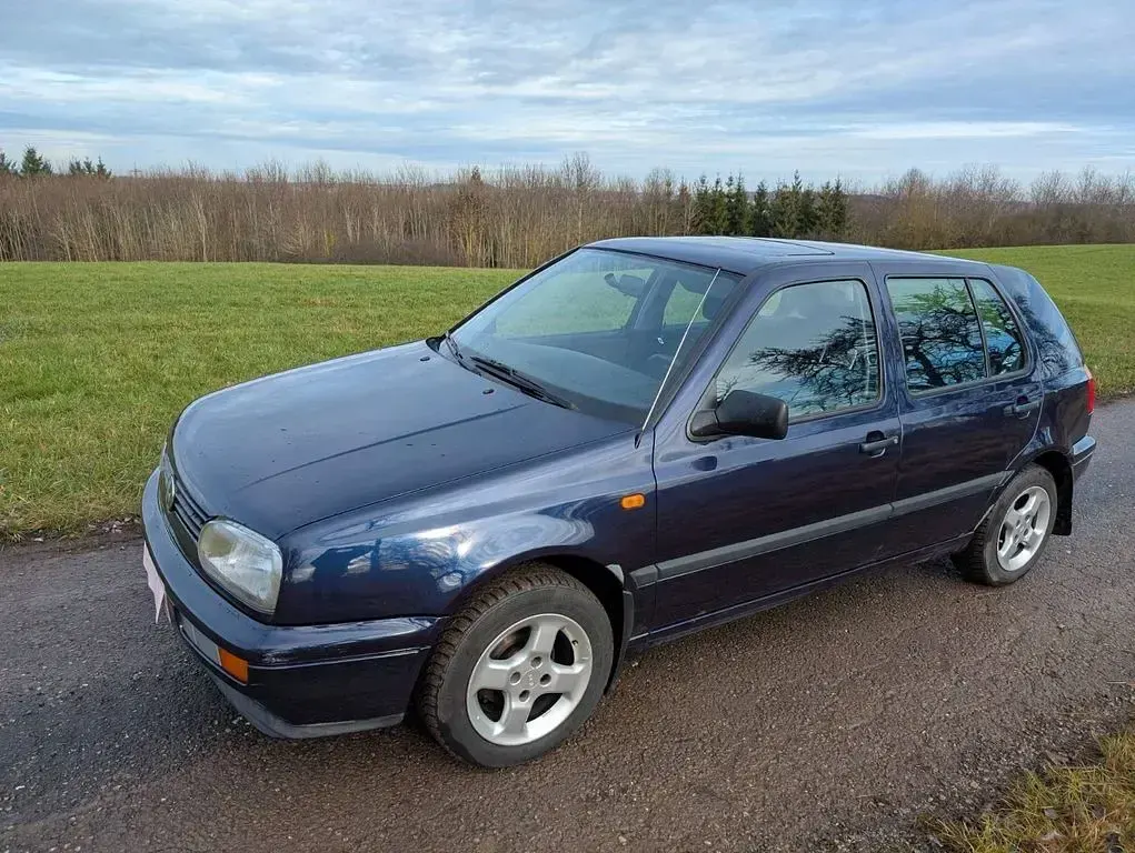 Gebraucht VW Golf III 60 PS (44 kW) 1995 Blau Limousine