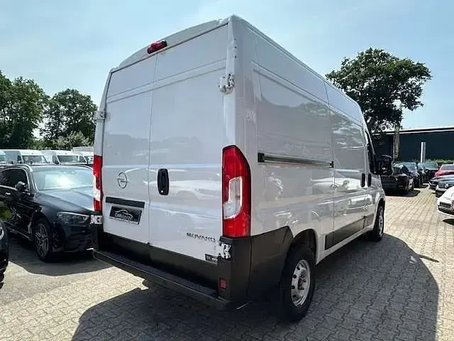 Gebraucht Opel Movano Edition 140 PS (102 kW) 2022 Casabl/arctic/eisweiss/kaolin Van
