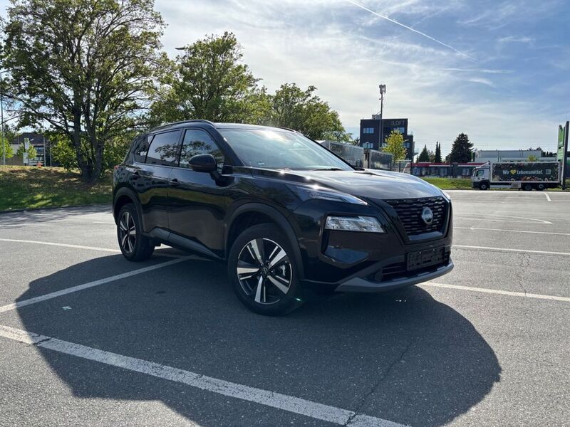 Schwarz Gebraucht 2024 Nissan X-Trail N-Connecta SUV | 31.000 € (Fairer Preis) - Bild 1/4