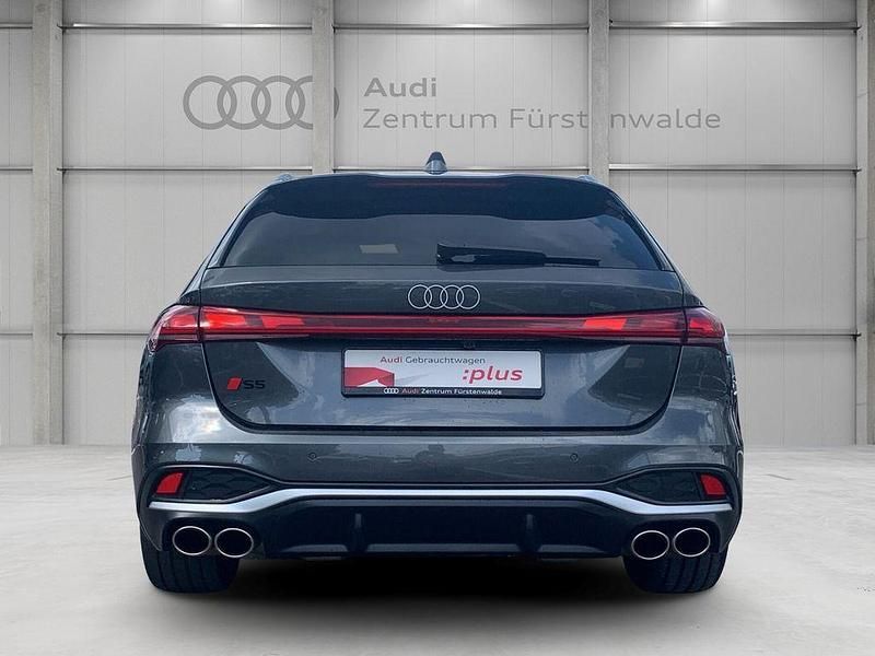 Gebraucht Audi S5 Ambiente 367 PS (269 kW) 2024 Daytonagrau perleffekt Kombi