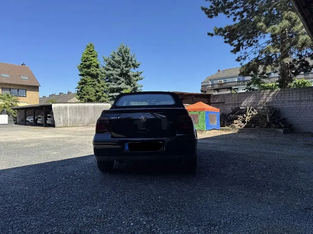 Gebraucht VW Golf Cabriolet 101 PS (74 kW) 1998 Schwarz Cabrio