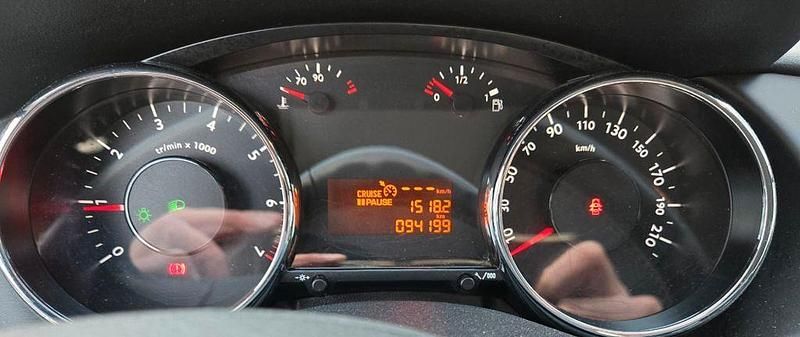 Gebraucht Peugeot 3008 Access 120 PS (88 kW) 2011 Grau Kombi