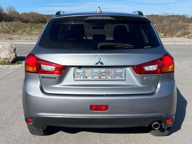 Gebraucht Mitsubishi ASX Intense 150 PS (110 kW) 2014 Grau SUV