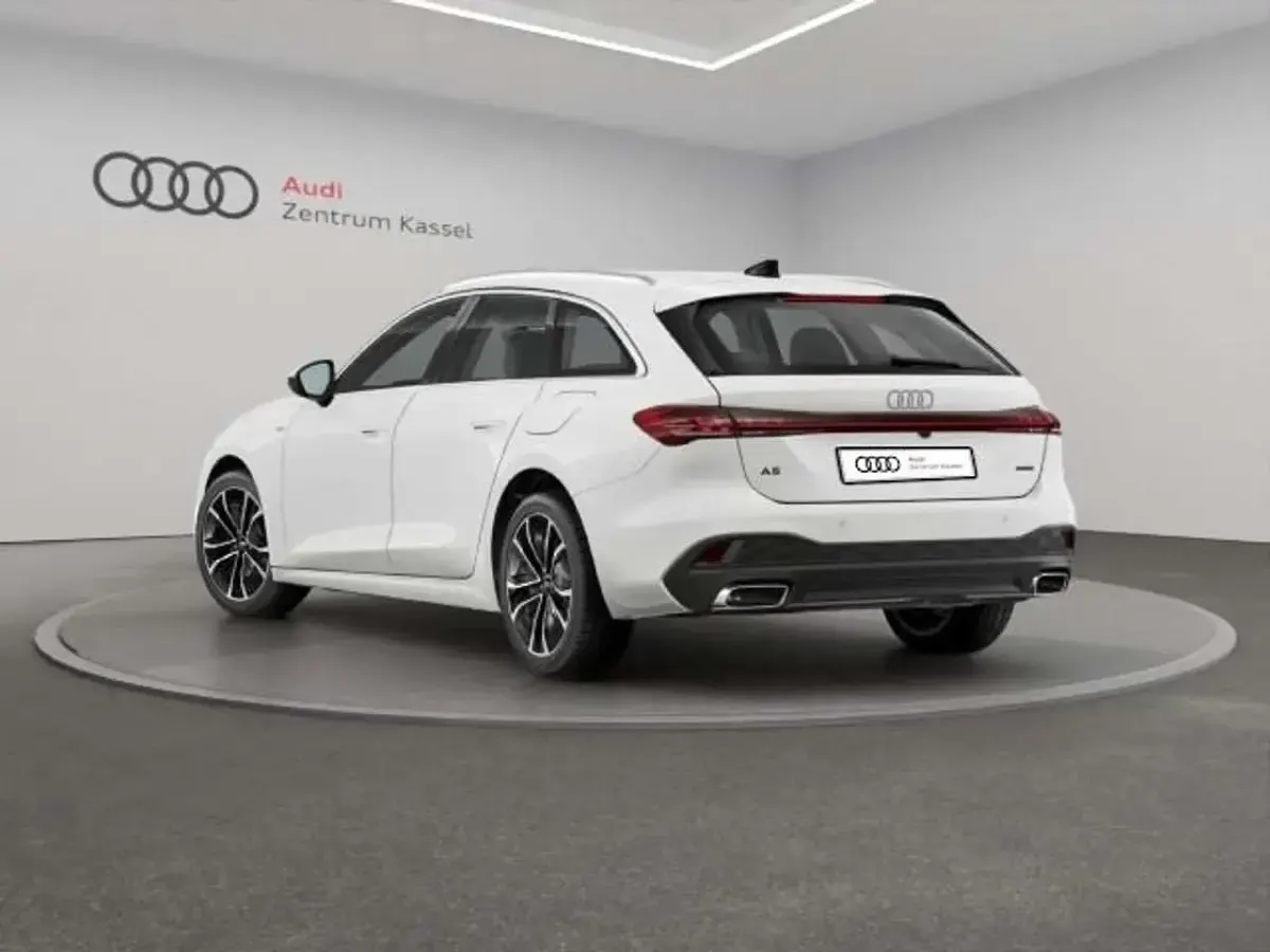 Neu Audi A5 Basis 299 PS (219 kW) 2025 Arkonaweiß Kombi