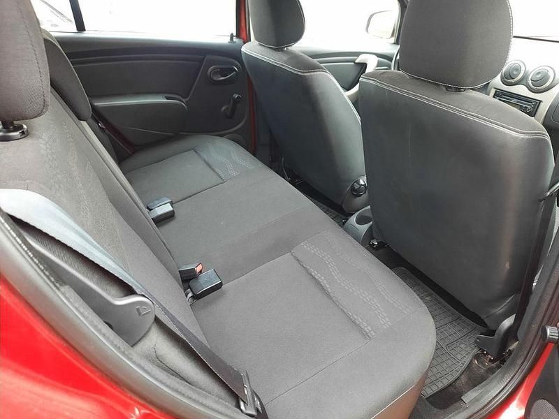 Gebraucht Dacia Sandero Stepway 84 PS (61 kW) 2011 Rot Limousine