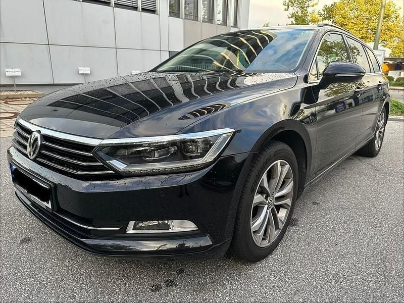 Schwarz Gebraucht 2017 VW Passat Kombi | 14.490 € (Superpreis) - Bild 1/4