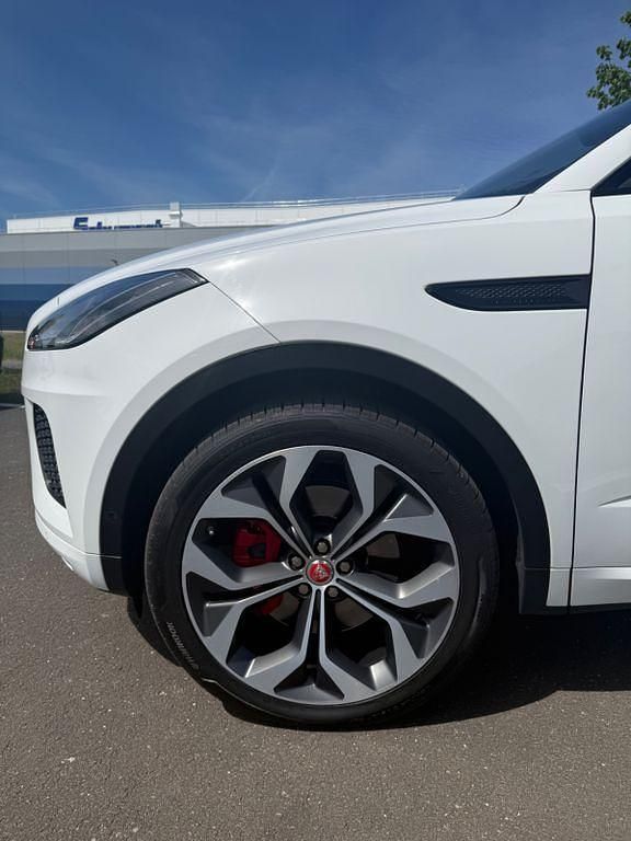 Gebraucht Jaguar E-Pace R-Dynamic 180 PS (132 kW) 2019 Weiß SUV