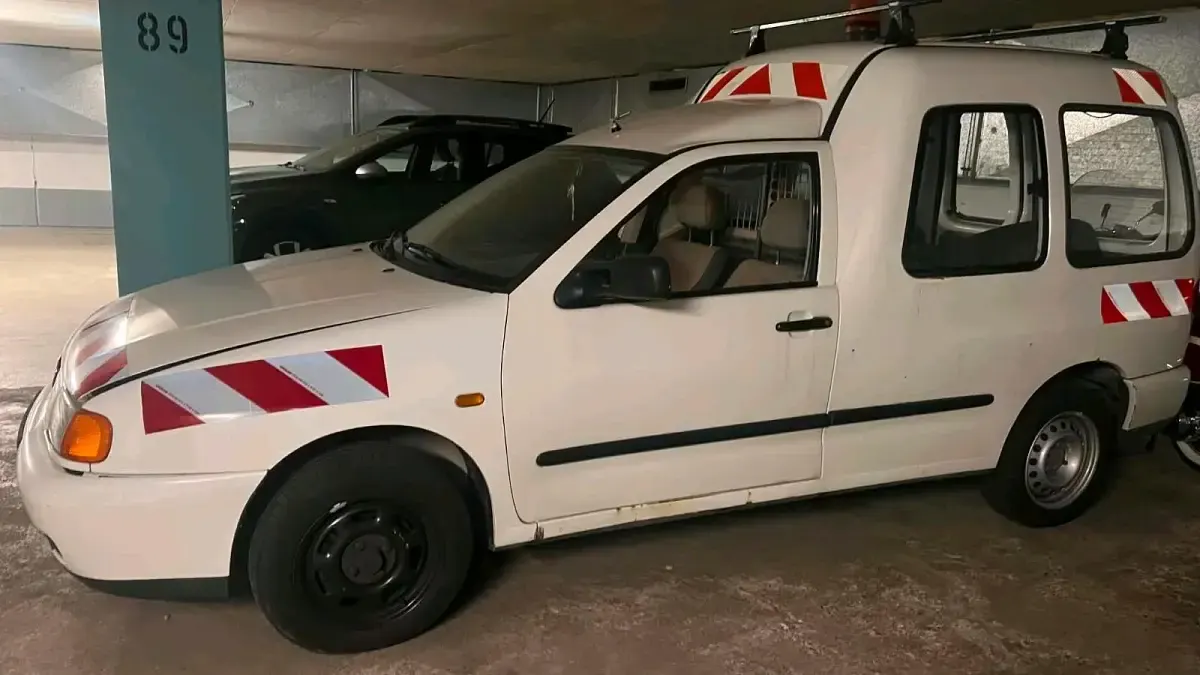 Gebraucht VW Caddy 69 PS (50 kW) 2003 Weiß Van / Kleinbus