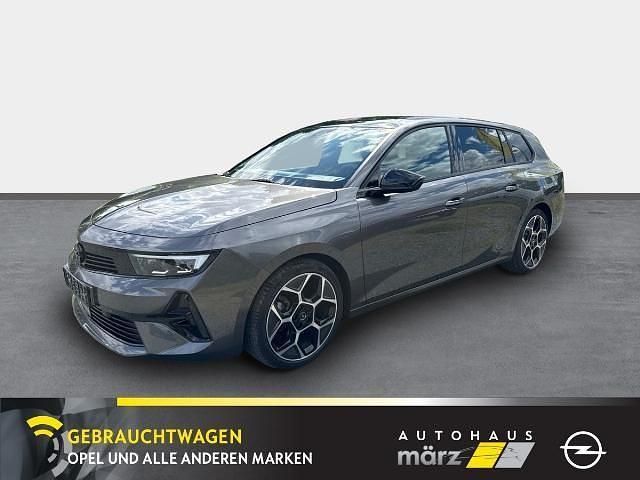 Grau Gebraucht 2024 Opel Astra Ultimate Limousine | 28.990 € (Etwas zu teuer) - Bild 1/4
