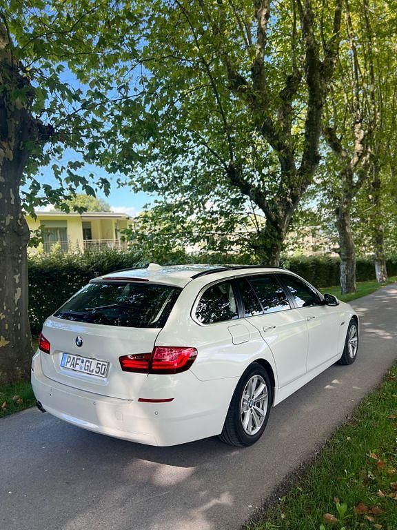 Second-hand BMW 02 190 CP (139 kW) 2016 Alb Berlinǎ