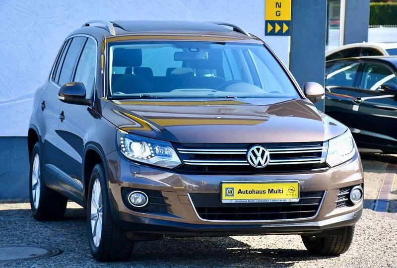 Second-hand VW Tiguan Sport 160 CP (117 kW) 2012 Maro SUV
