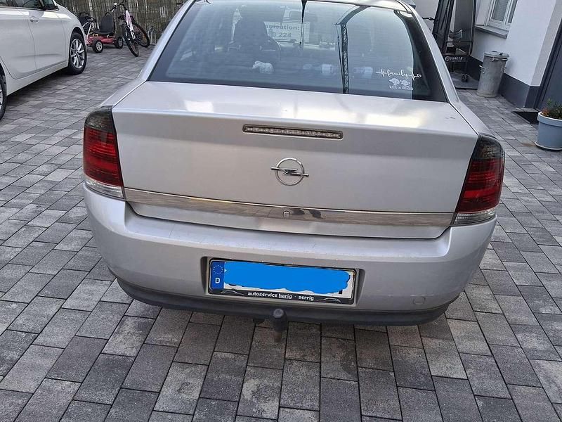 Gebraucht Opel Vectra 120 PS (88 kW) 2005 Silber Limousine