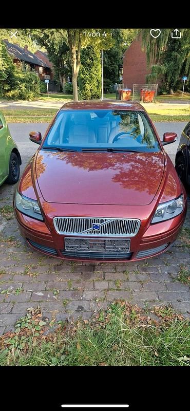 Rot Gebraucht 2007 Volvo V50 Kombi | 1.800 € (Fairer Preis) - Bild 1/3