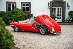 Gebraucht Jaguar E-Type 269 PS (197 kW) 1964 Rot Cabrio