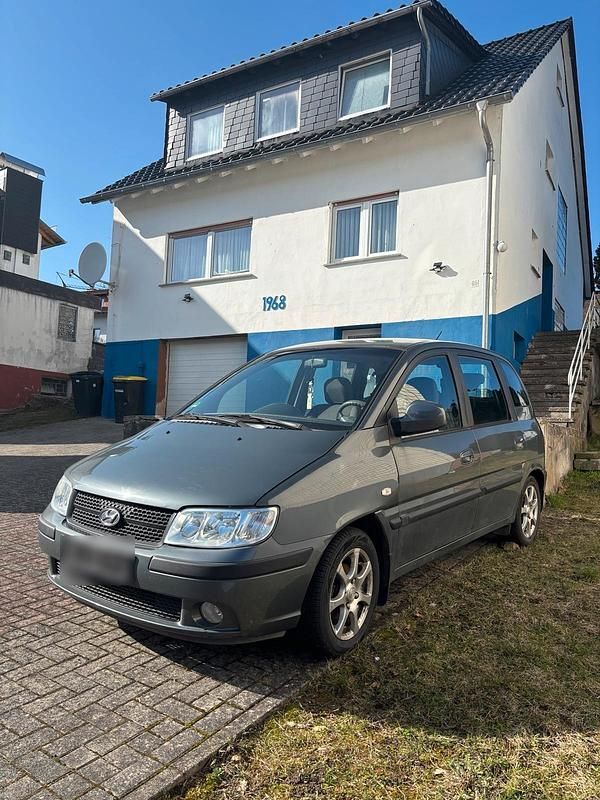 Gebraucht Hyundai Matrix 110 PS (80 kW) 2009 Grau Van / Kleinbus
