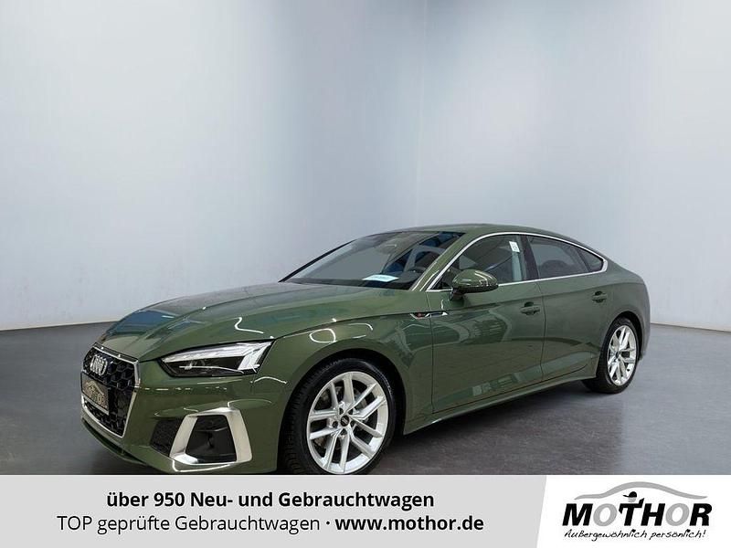 Distriktgrün Gebraucht 2024 Audi A5 Sportback S-Line Kleinwagen | 47.249 € (Teuer) - Bild 1/4