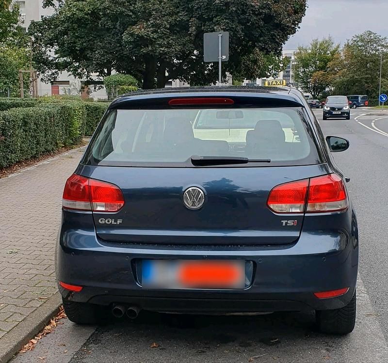 Gebraucht VW Golf VI 75 PS (55 kW) 2009 Blau Kleinwagen