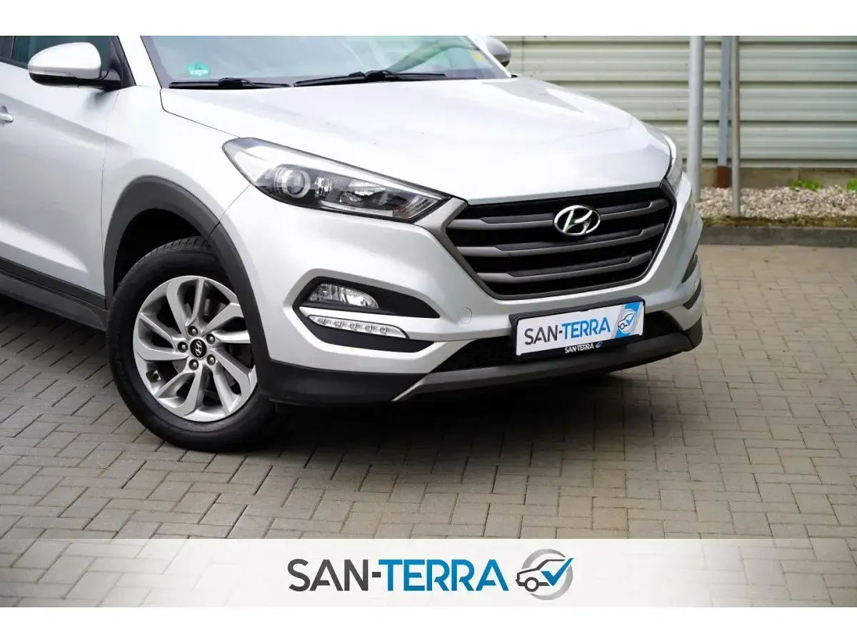 Gebraucht Hyundai Tucson 132 PS (97 kW) 2016 Grau SUV