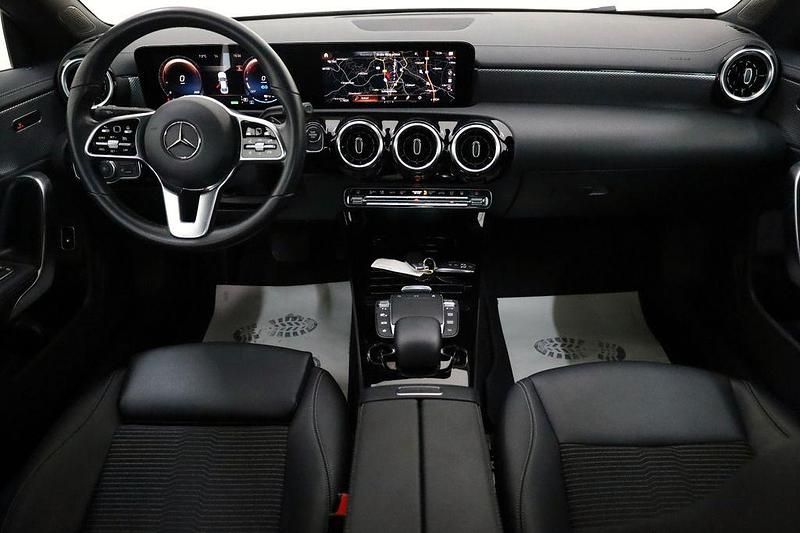 Gebraucht Mercedes CLA250e Progressive 218 PS (160 kW) 2022 Schwarz Limousine